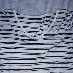 Black and White Size XS Easy Tee